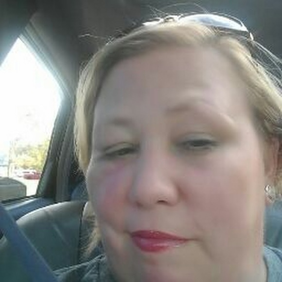 Meet your Posher, Christina - Picture 1 of 1